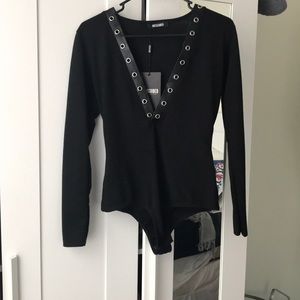 Brand new. Never worn.